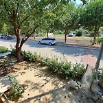 Kusadasi Deniz Yildizi Sitesi Havuzlu