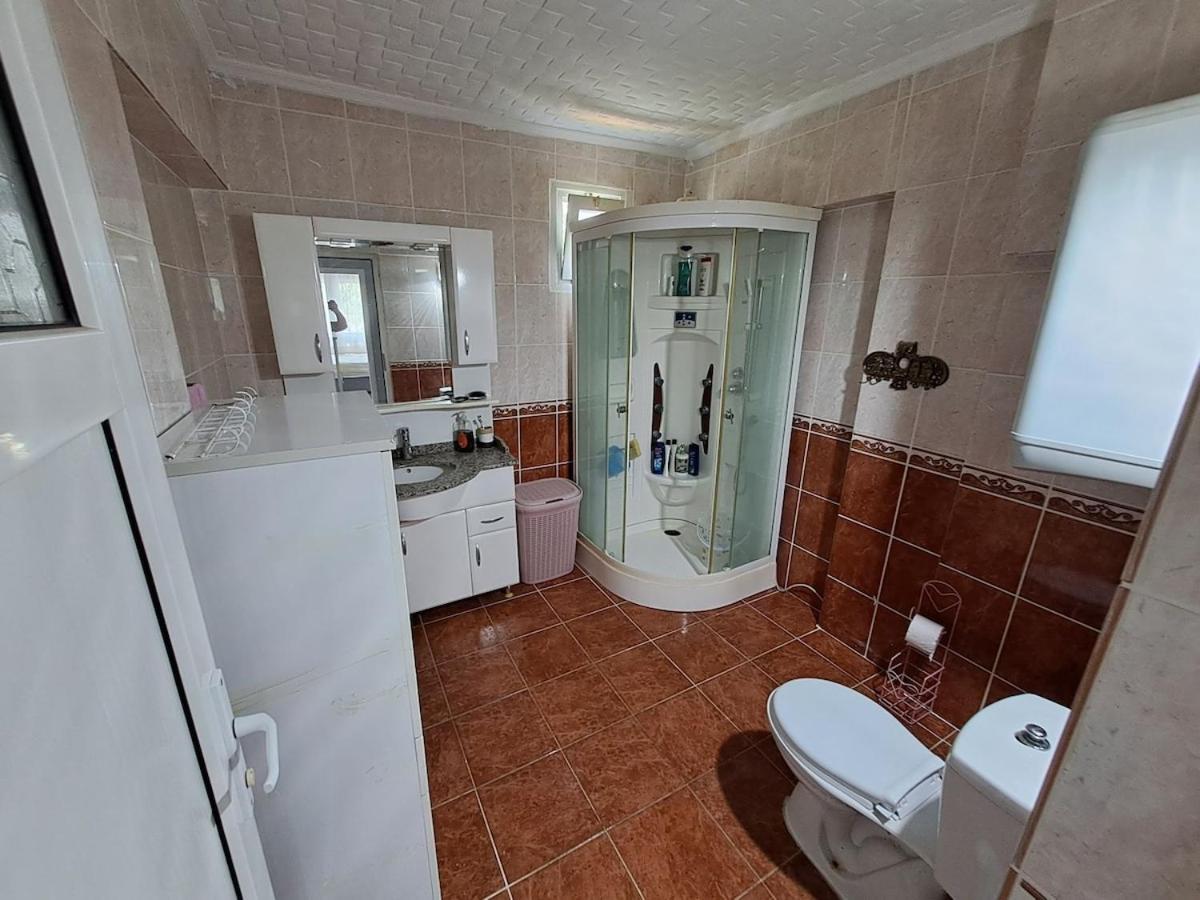 Deniz Yildizi Sitesi Havuzlu Villa Kuşadası